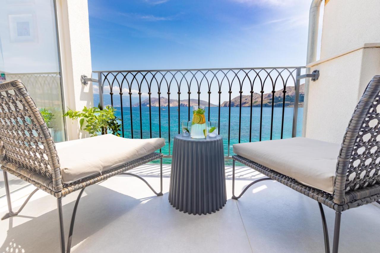 Seafront Baska Apartment Exterior photo