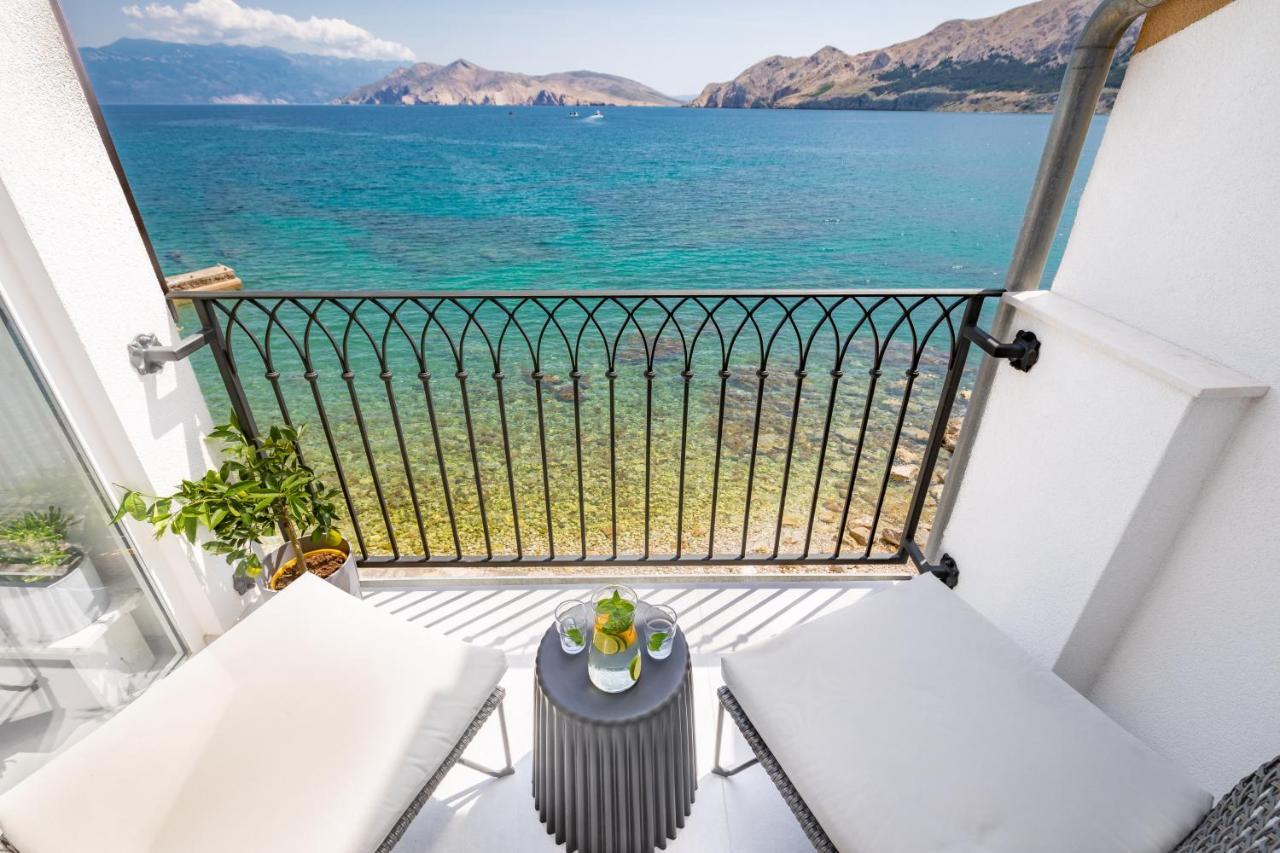 Seafront Baska Apartment Exterior photo